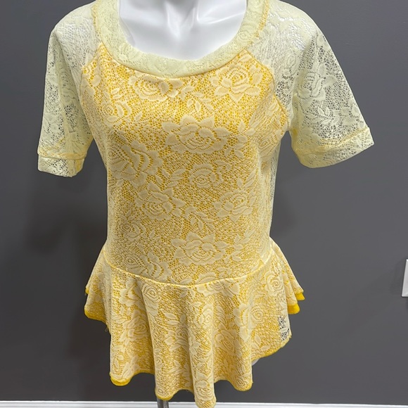 Tops - Women’s peplum top